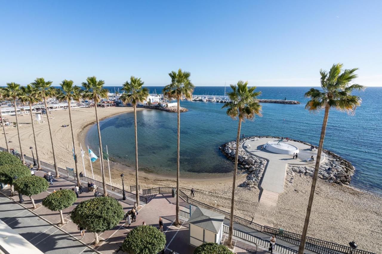 Apartment Beachfront With Stunning Sea Views *