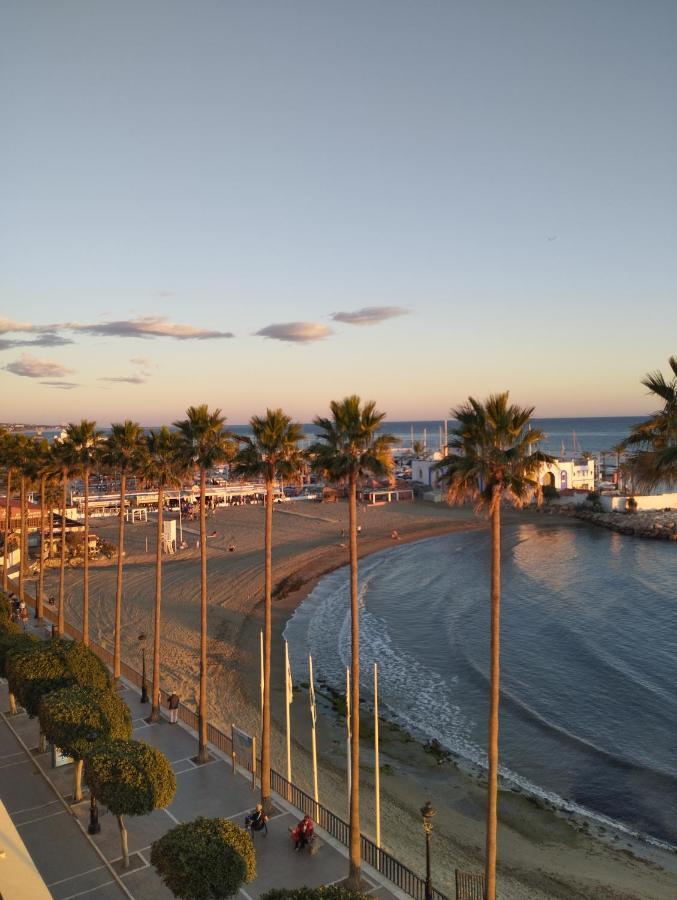 Beachfront With Stunning Sea Views Marbellac
